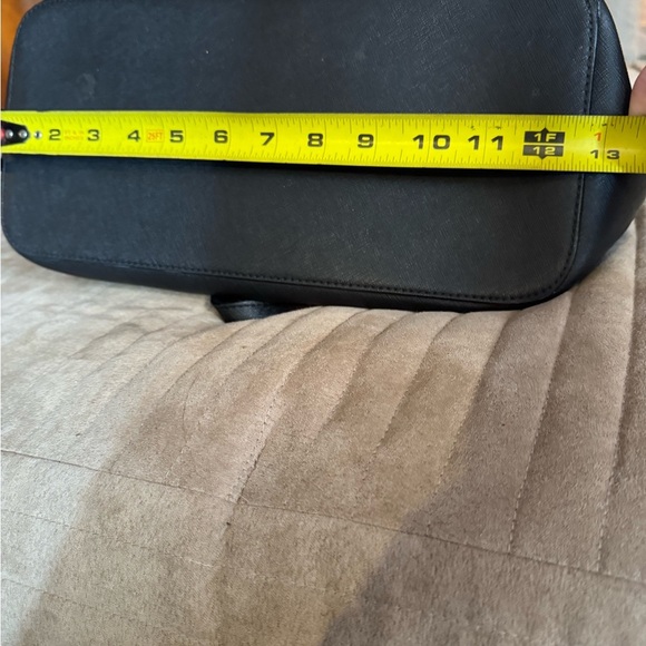 Michael Kors Jet Set Black Leather Tote Bag w/ Gold Logo Charm🌸 - Picture 10 of 11